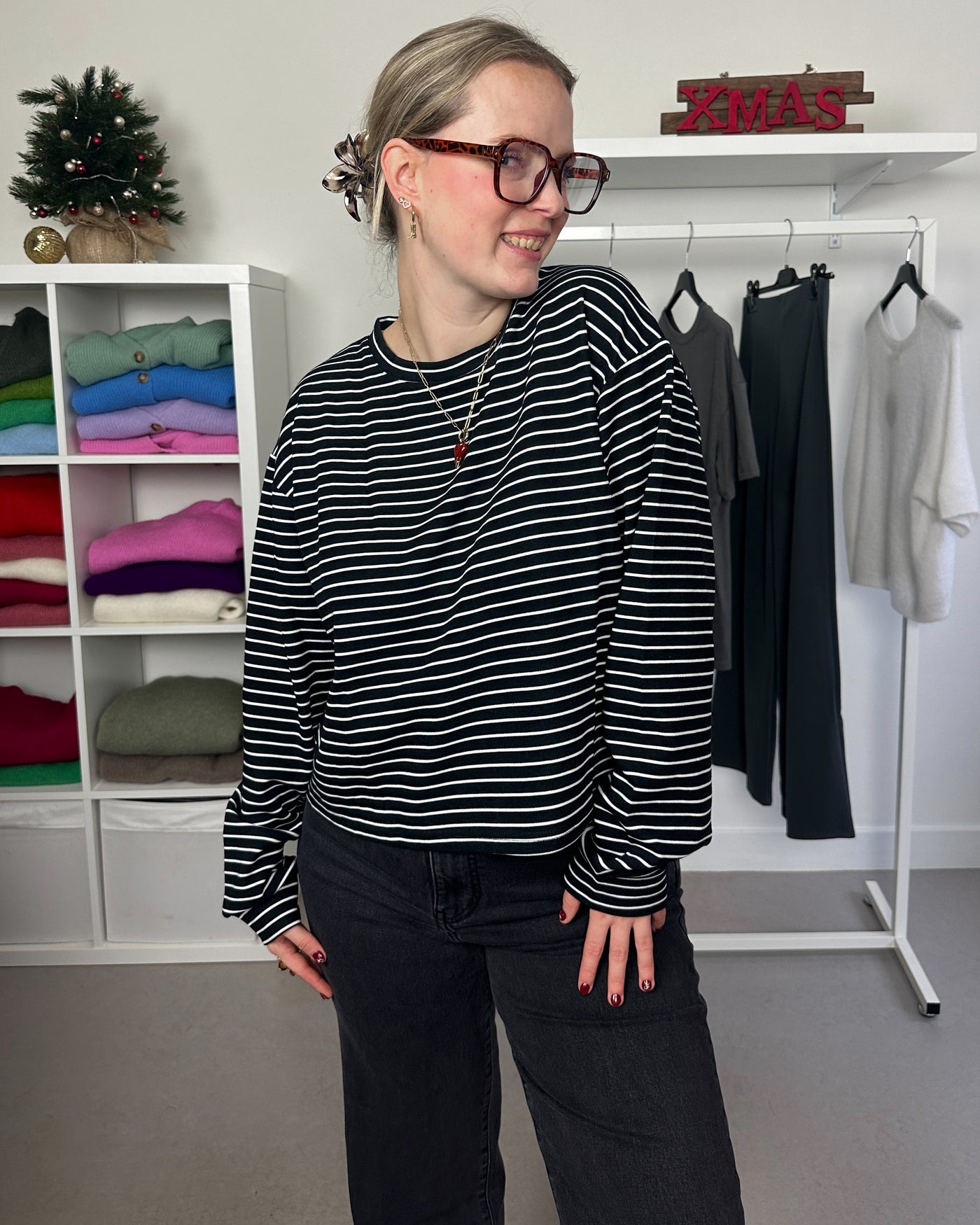 Striped Longsleeve Black White