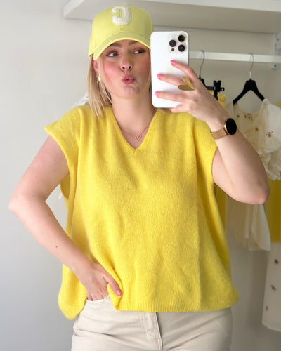 Oversized Sleeveless Knit Yellow