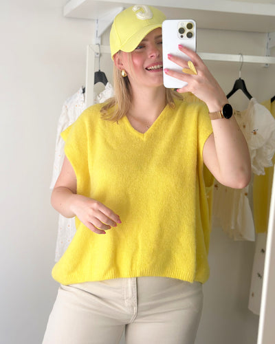 Oversized Sleeveless Knit Yellow